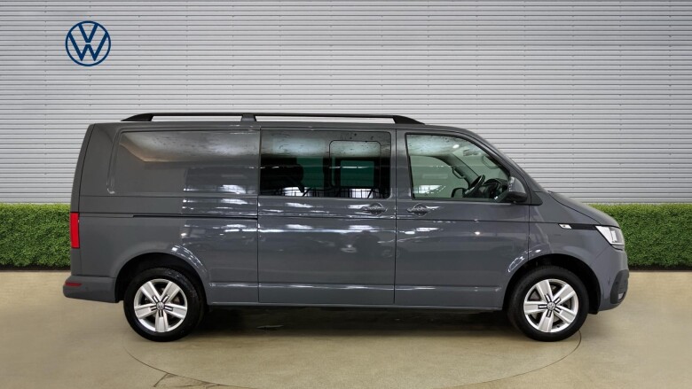Volkswagen Transporter T32 Lwb Diesel 2.0 TDI 150 Highline Kombi Van